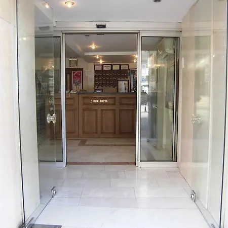 Sehir Hotel 2*