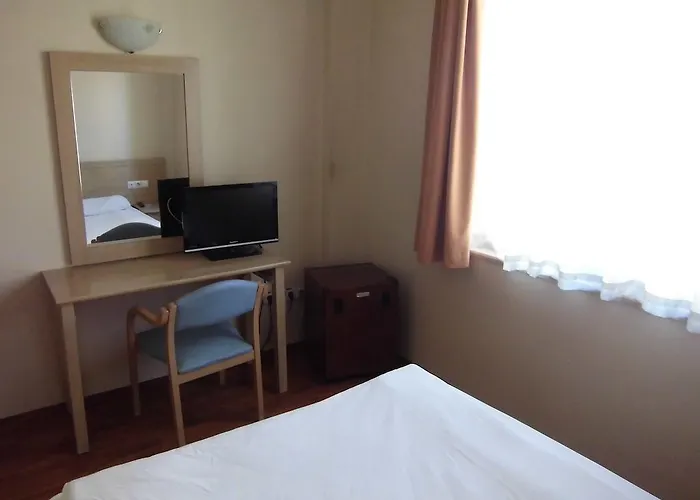 Sehir Hotel 2*