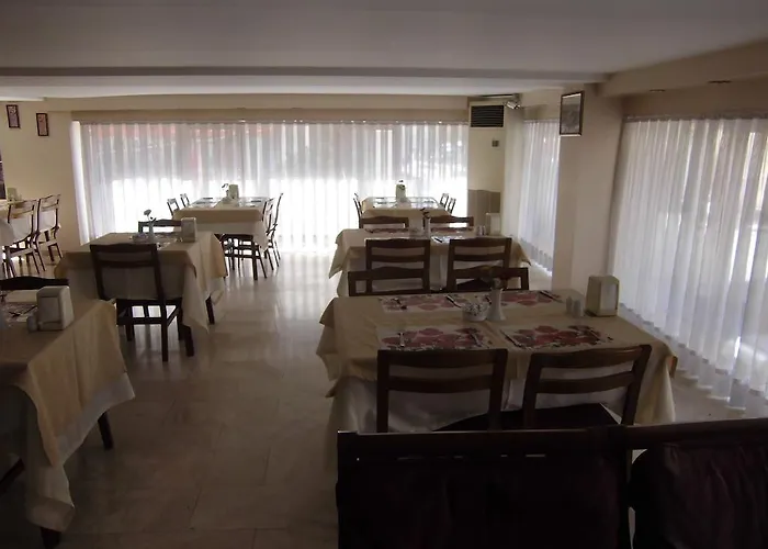 Sehir Hotel 2*